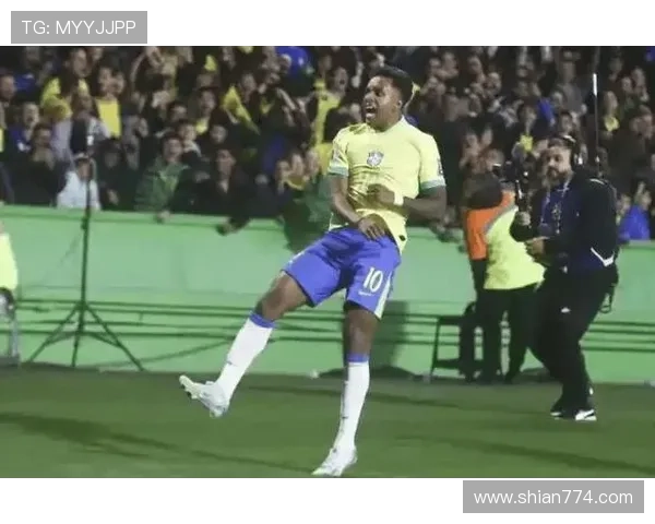 安切洛蒂借埃斯特旺示范防守提升巴西队焕发新生机